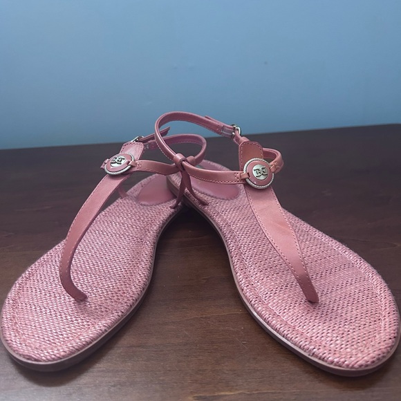 Sam Edelman Shoes - Sam Edelman retro GiGi terra-cotta thong sandal. 91/2